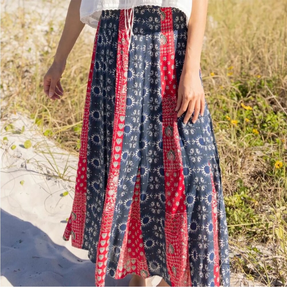 ❤️Boho Split-Front Maxi Skirt in Navy & Red - Picture 2 of 2